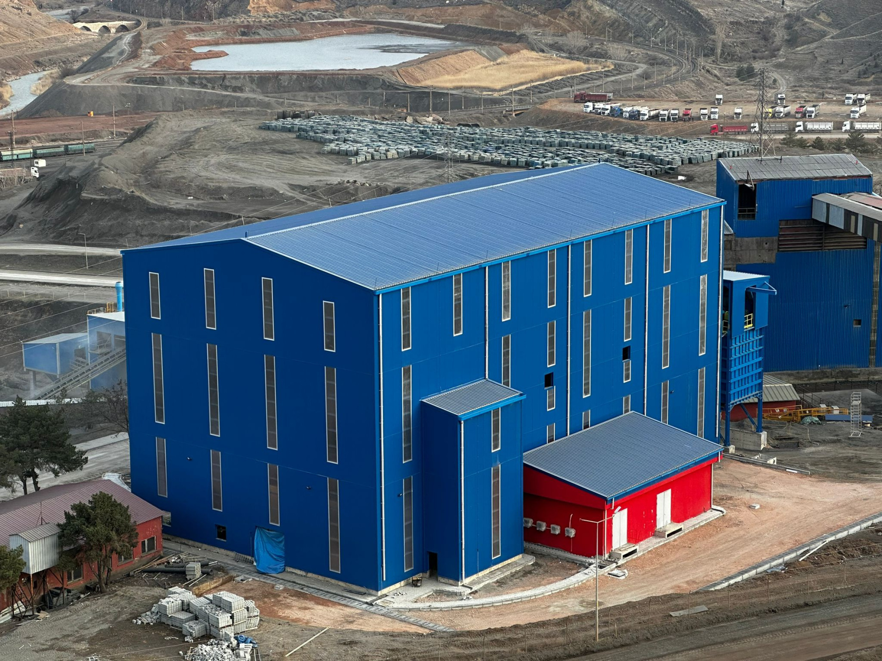 Temellerin önemli olduğu bir dünyada, sadece yapılar inşa etmiyoruz--Kalıcı miraslar yaratıyoruz.